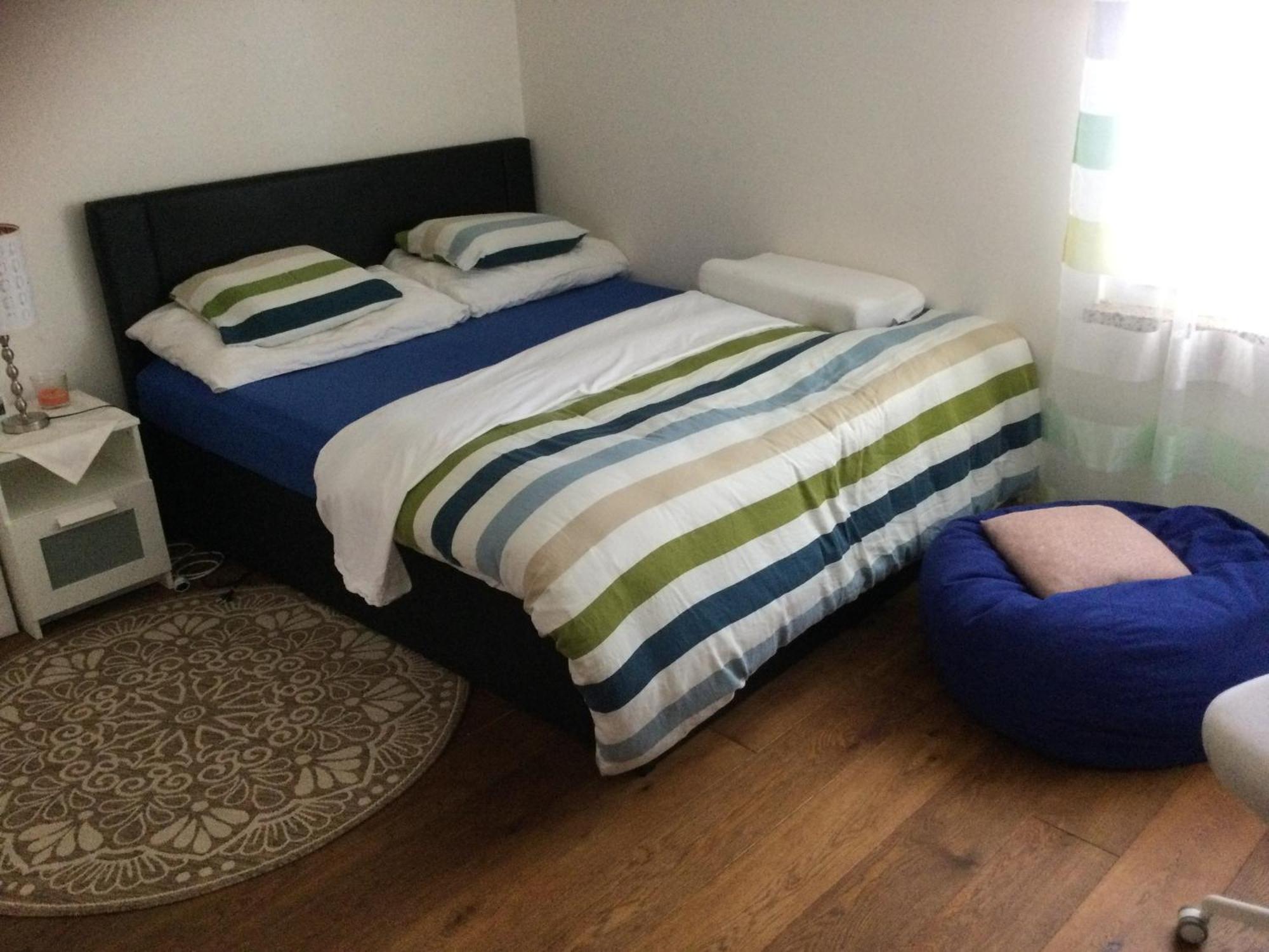 Chambre Spacieuse Et Confortable Avec Ecran Plat Oetwil an Der Limmat ภายนอก รูปภาพ